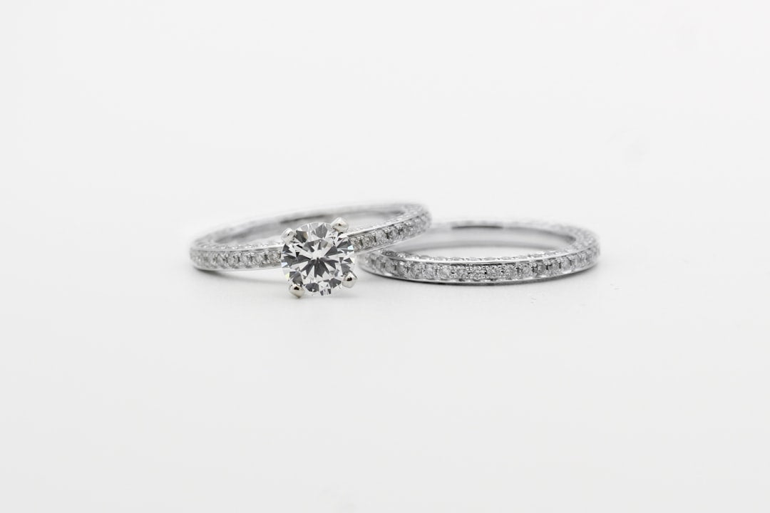 The Complete Guide to Custom Rings