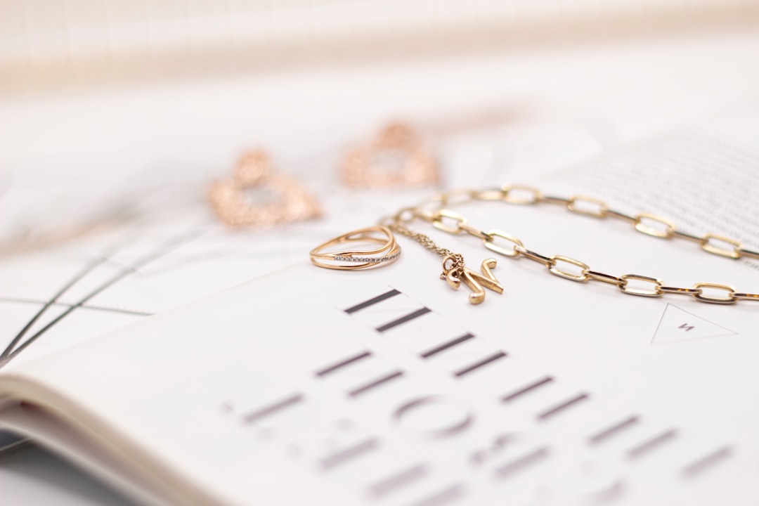Worth Its Weight in Love: A Guide to 14k Gold Handwriting Jewelry