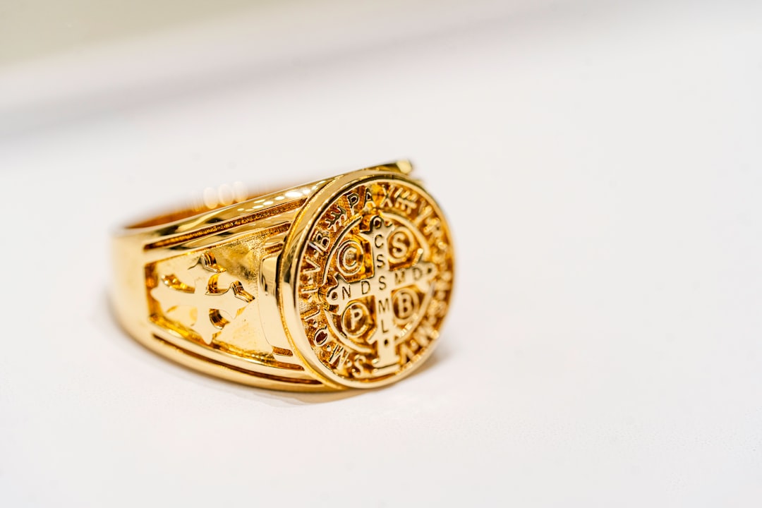 The Definitive Guide to Gold Ring Options